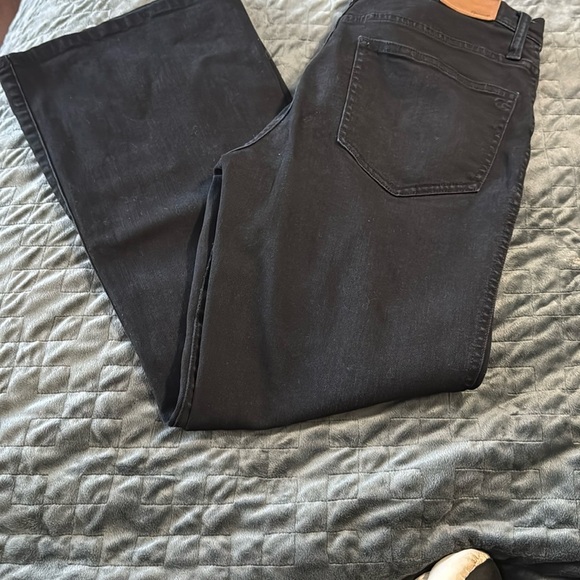Madewell Womans Black Fleamarket Flare Jean - Picture 11 of 12